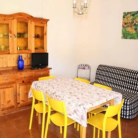 With Balcony And Parking Space Apartman