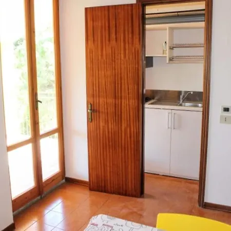 Apartman With Balcony And Parking Space *