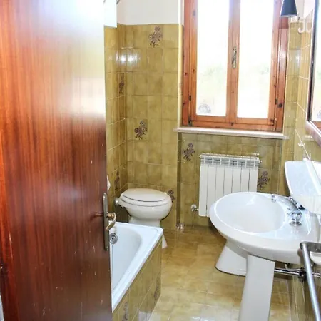 With Balcony And Parking Space Apartman Numana